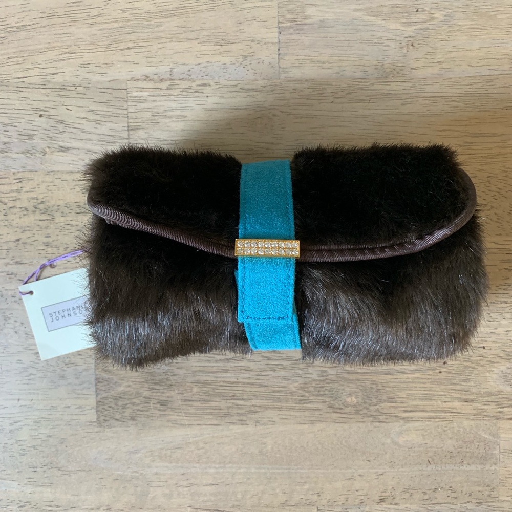 Stephanie Johnson faux fur makeup/jewelry travel